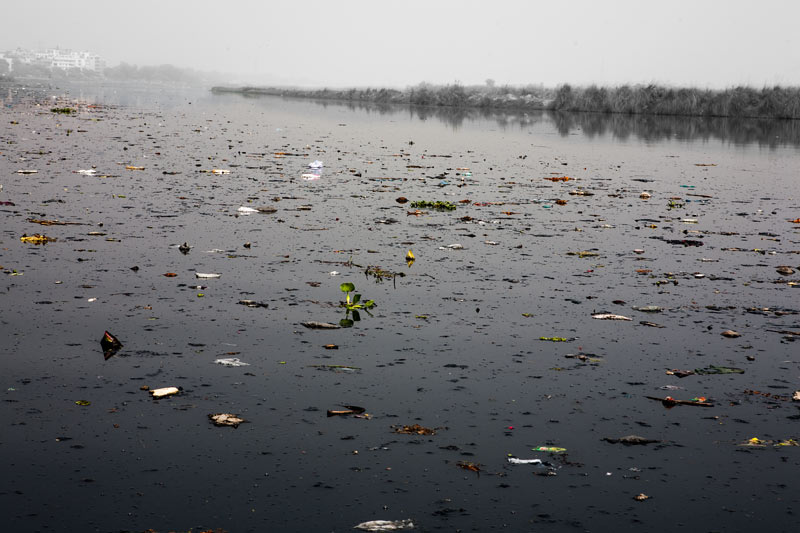 Yamuna in Central district, National Capital Territory of Delhi – a dead river due to extreme pollution that fails to sustain life